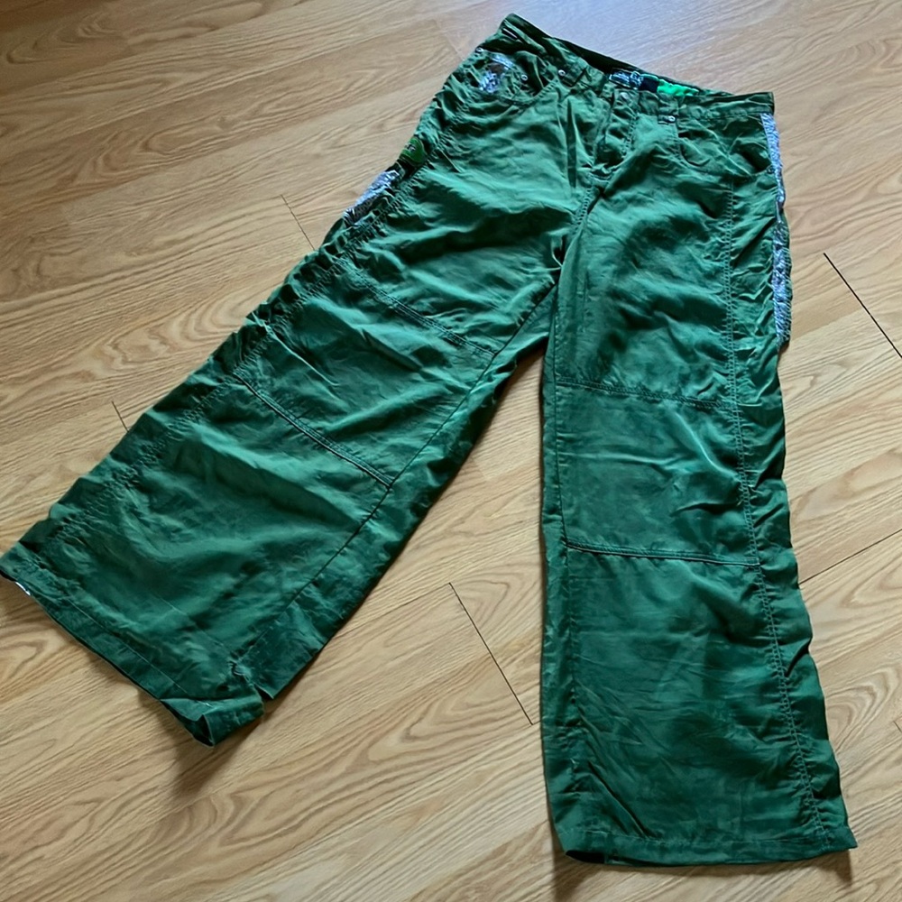 Chic Green Wide Leg Jumpsuit with Relaxed Fit